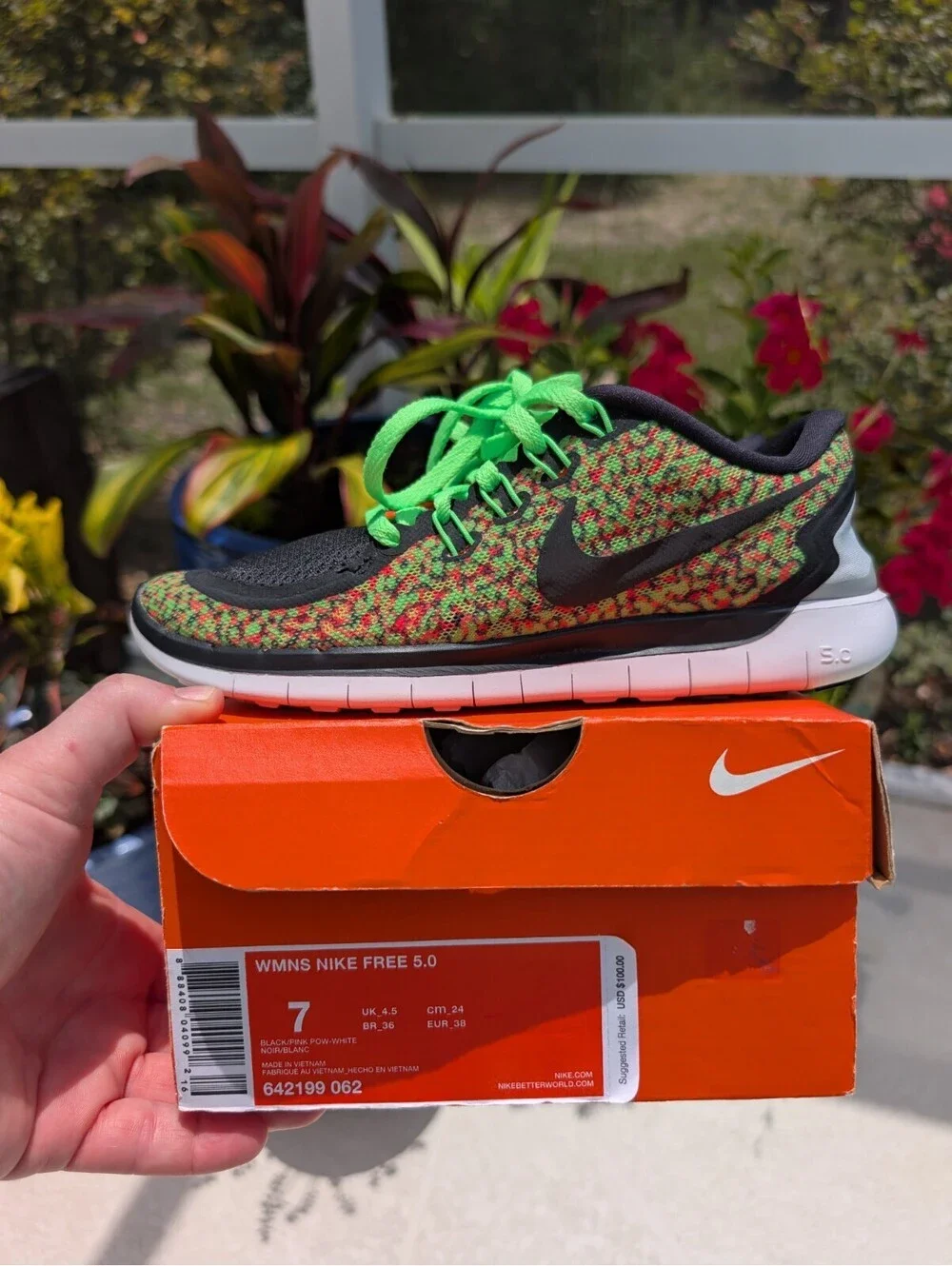RARE Nike Free 5.0 Women’s Size 7 Running Shoes Voltage Green Orange Flyknit New